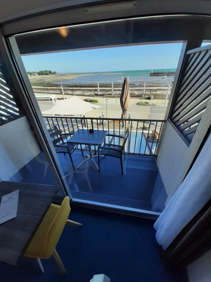 Hotel Du Port Bar Restaurant サルゾー エクステリア 写真