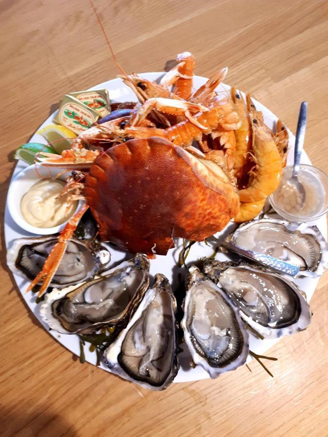 Hotel Du Port Bar Restaurant サルゾー エクステリア 写真